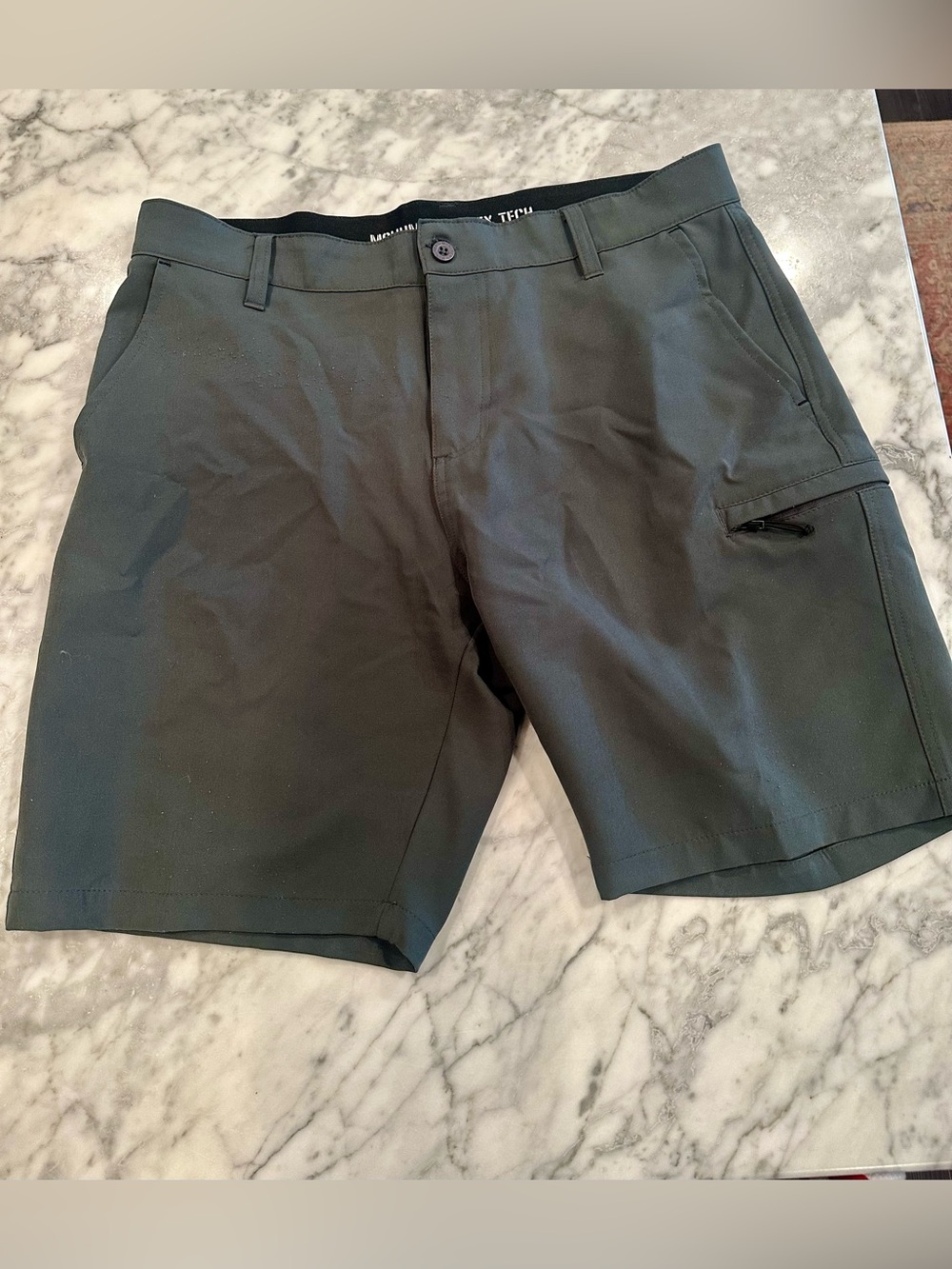 Monument Flex Tech Men’s Olive Green Cargo Shorts Size 36